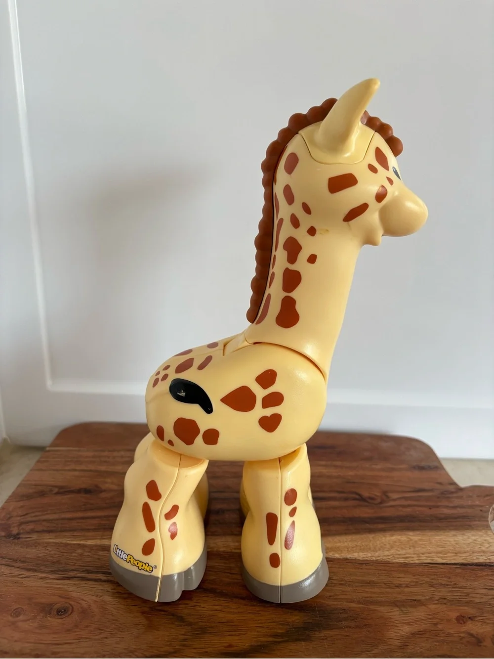 Fisher-Price Little People Big Animal Zoo Giraffe interactive toy figure